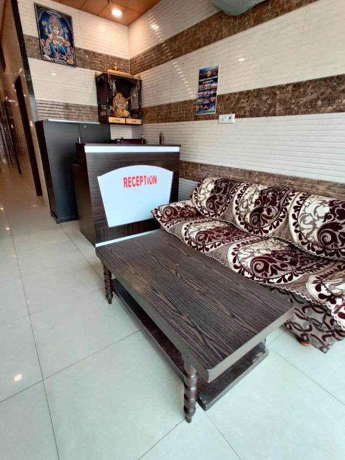 Vrinda Apartments Amritsar Exterior foto