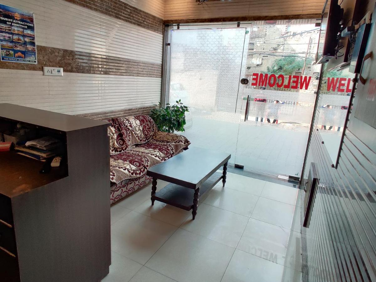 Vrinda Apartments Amritsar Exterior foto